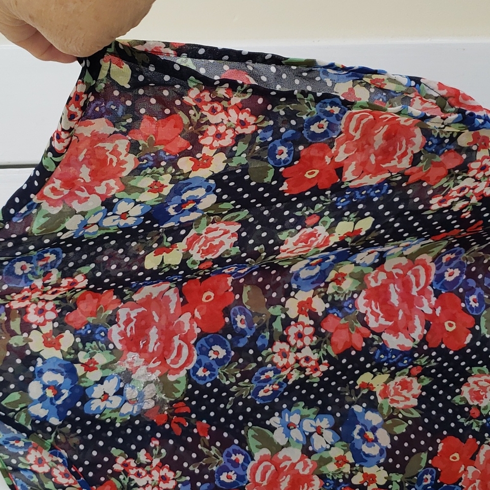 Torrid Sheer Floral Polka-dot Kimono Sleeve Top - Picture 5 of 8